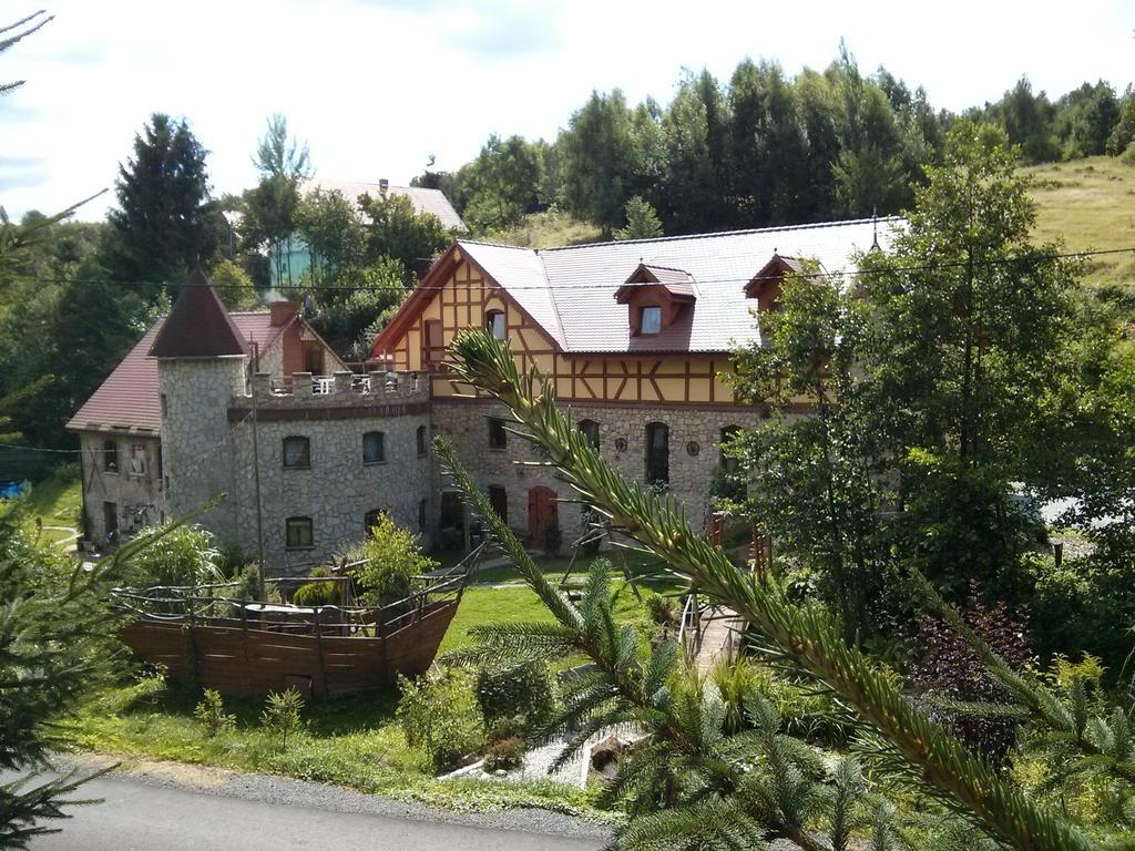 Zbojna Debra Bed & Breakfast Golejow Exterior photo